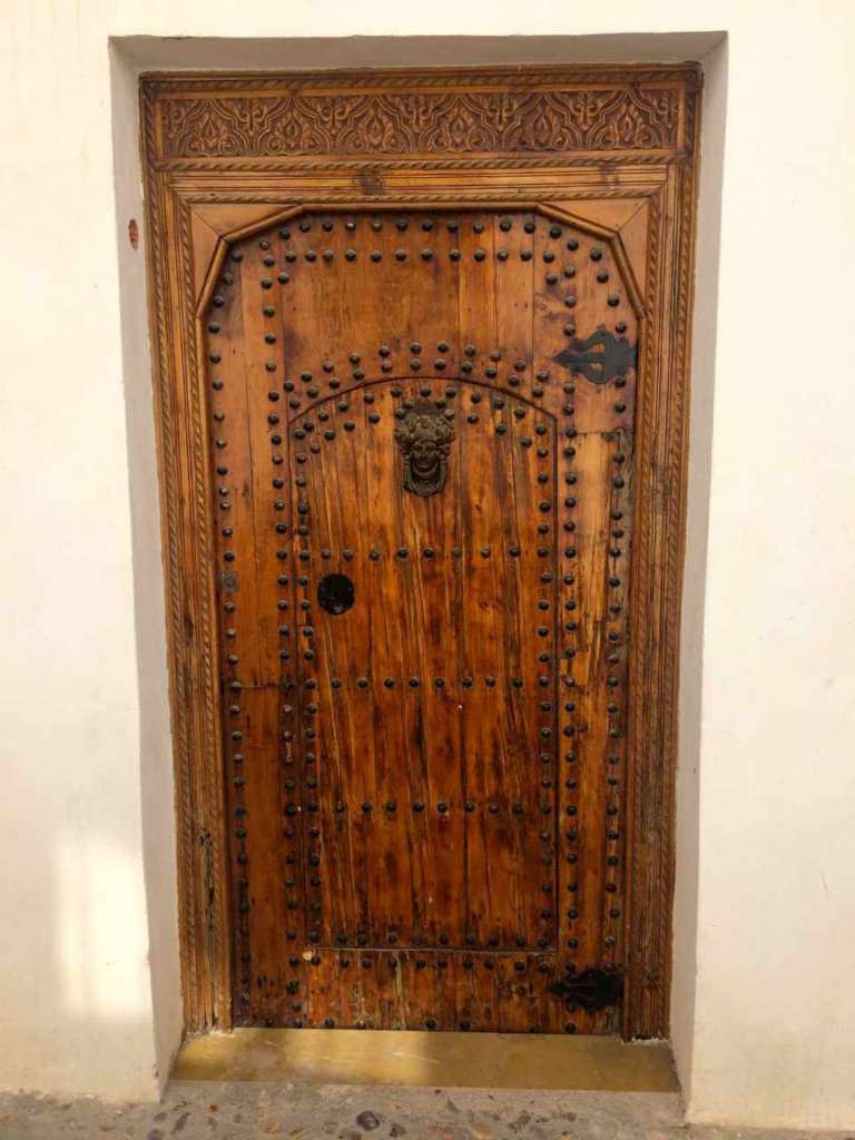 Puerta. El casco antiguo de Altea en Alicante (España)